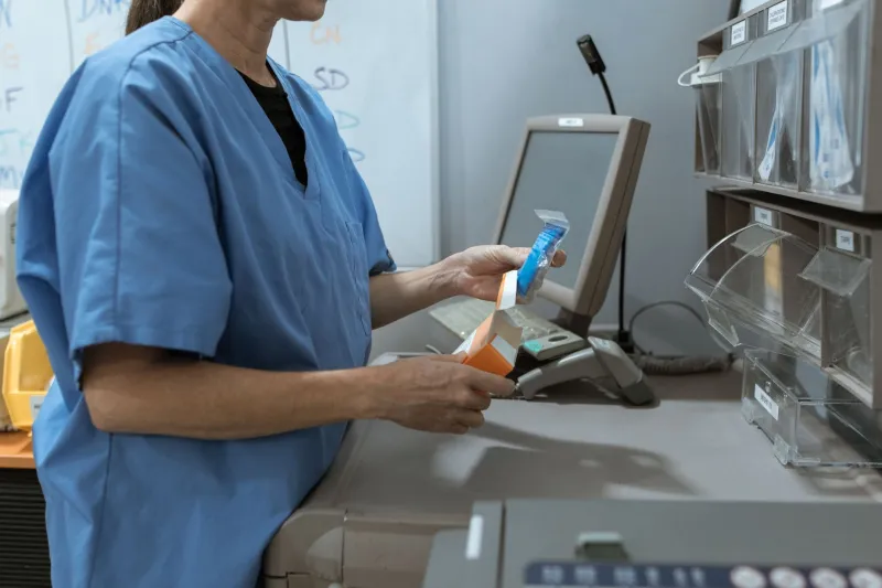 Confusión de paciente en el hospital: responsabilidades legales y cómo defender tus derechos cuando el error de identidad te afecta